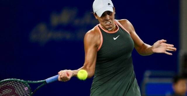 足球职业生 足球职业生