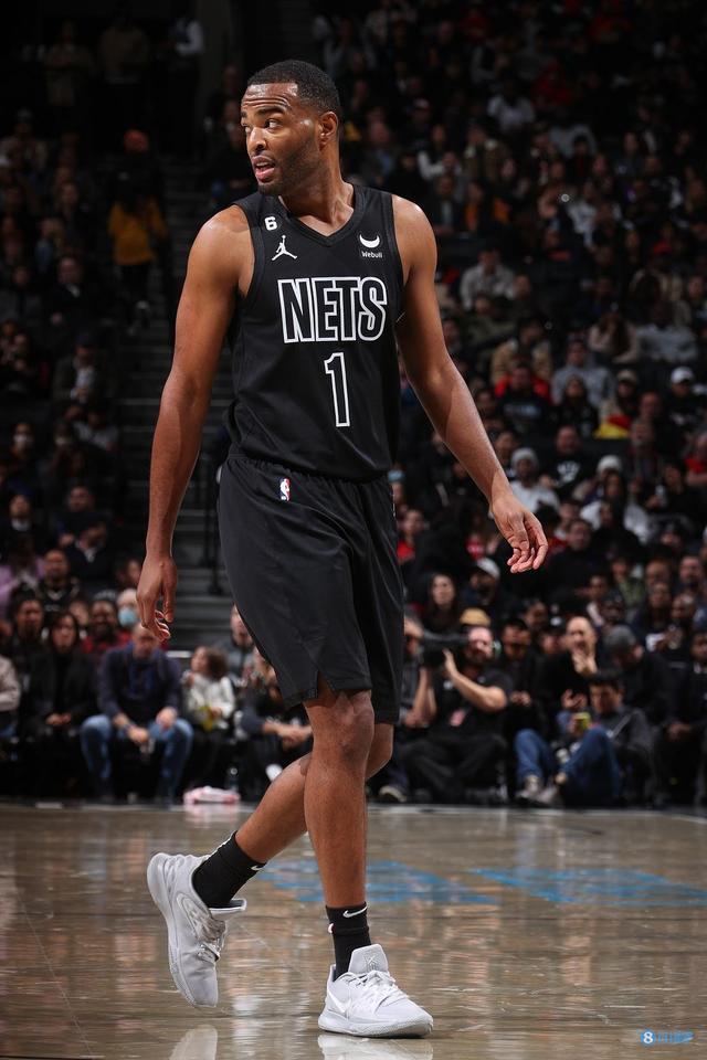 要在中场拼 要在中场拼